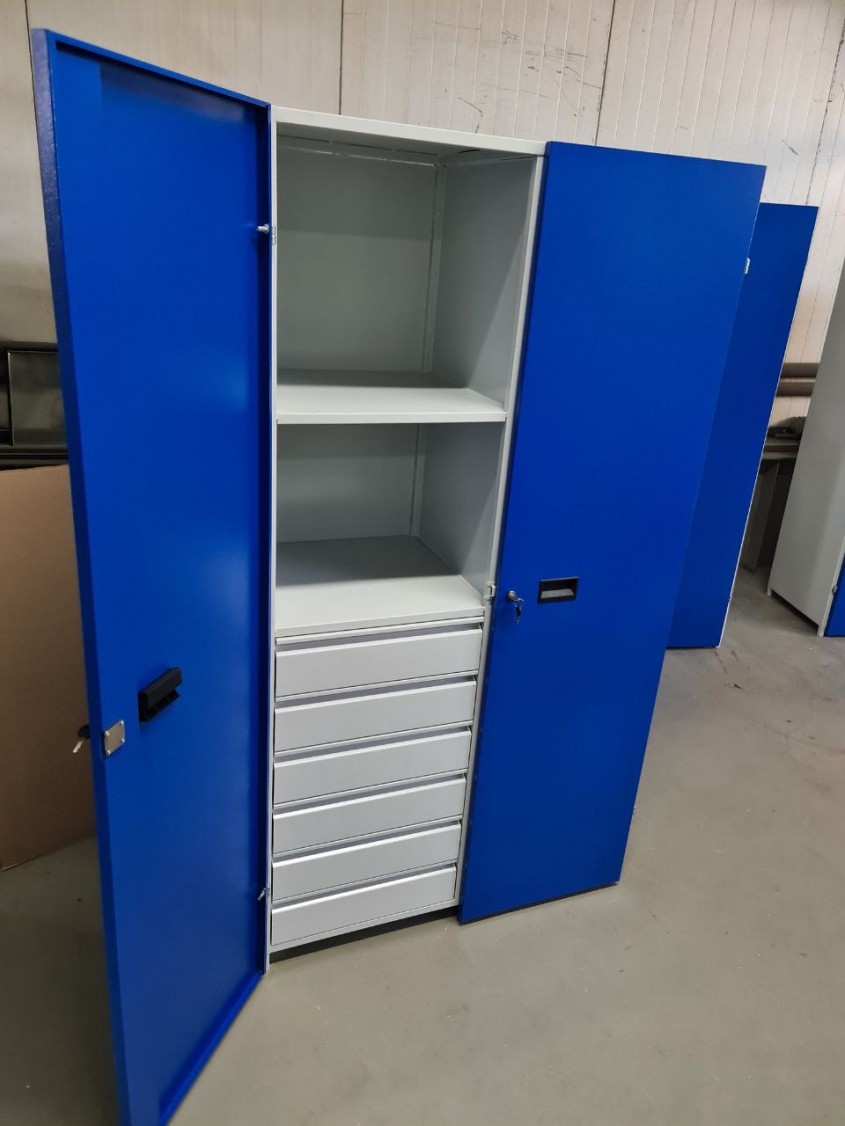 Инструментальные шкафы Инструментальные шкафы